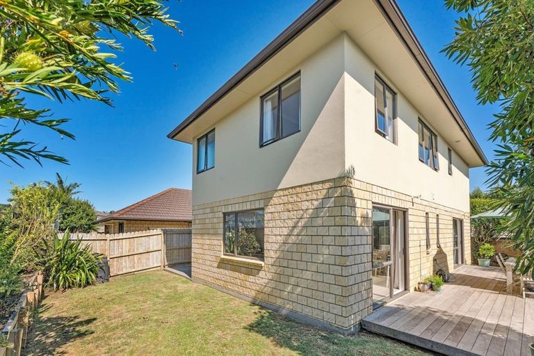 Photo of property in 18 Raphoe Road, Flat Bush, Auckland, 2019