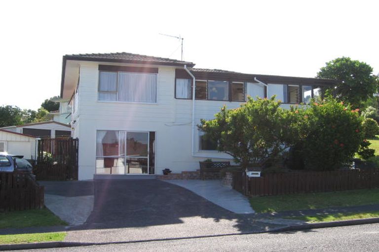 Photo of property in 1 Topliss Drive, Torbay, Auckland, 0632