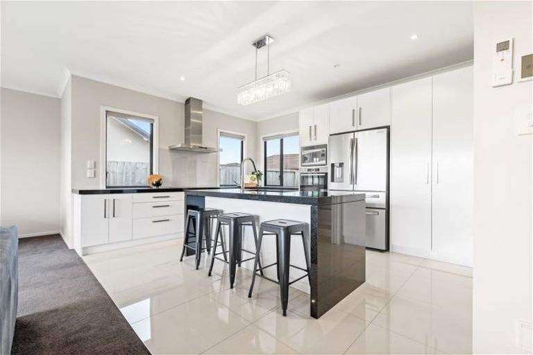 Photo of property in 8 Platina Place, Flagstaff, Hamilton, 3210