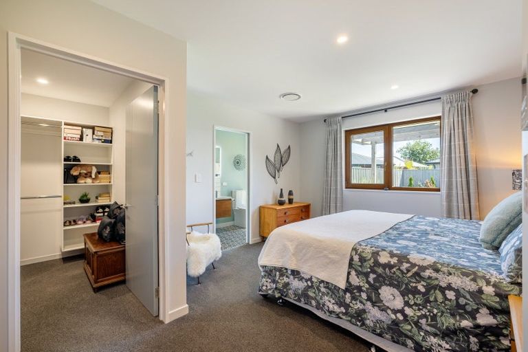 Photo of property in 2 Deans Place, Amberley, 7410