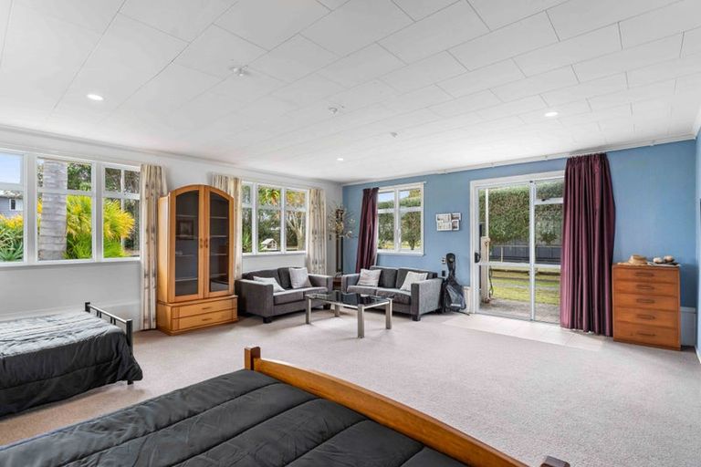 Photo of property in 214 Rangi Avenue, Whangamata, 3620