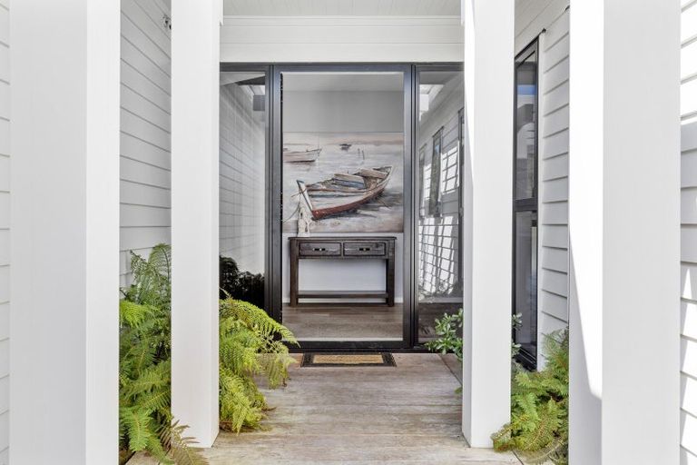 Photo of property in 28 Te Moenga Park, Acacia Bay, Taupo, 3330