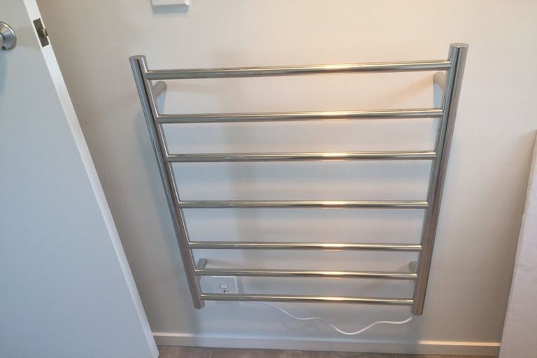 Photo of property in 31 Leo Street, Glen Eden, Auckland, 0602