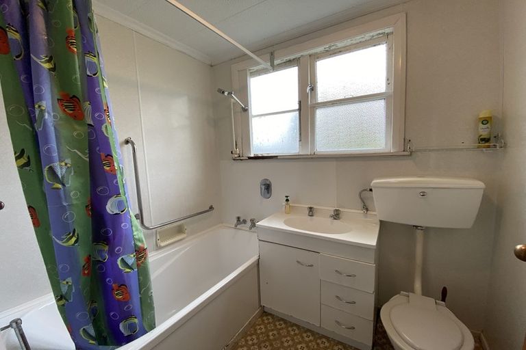 Photo of property in 42 Percy Avenue, Stratford, 4332