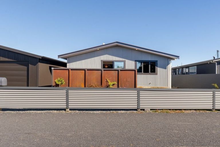 Photo of property in 37 Tasman Road, Twizel, 7901