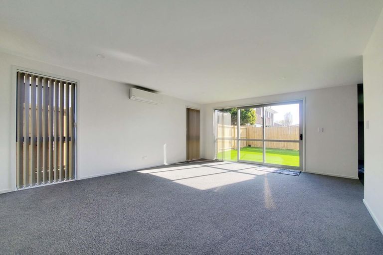 Photo of property in 13c Oxford Road, Manurewa, Auckland, 2102