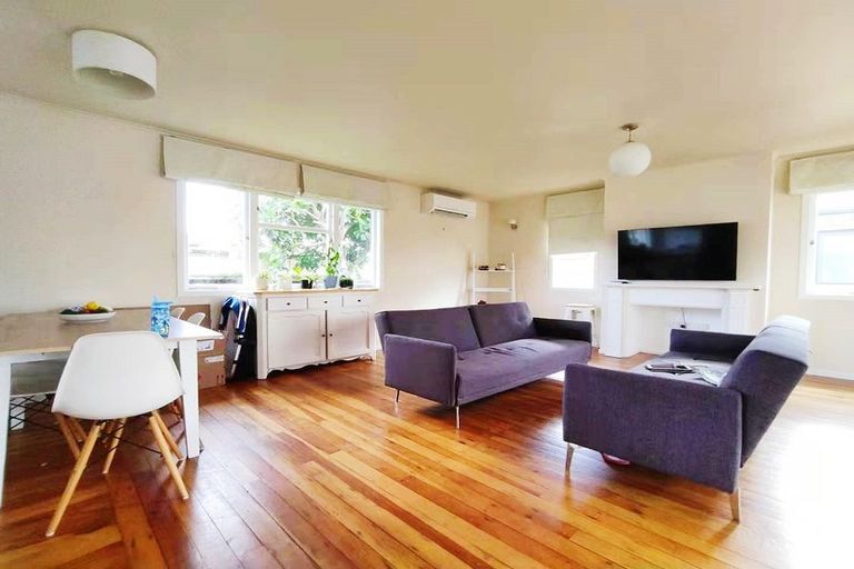 Photo of property in 416 West Coast Road, Glen Eden, Auckland, 0602