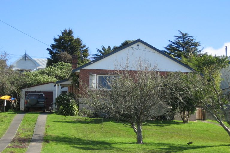 Photo of property in 5 Tarewa Road, Morningside, Whangarei, 0110