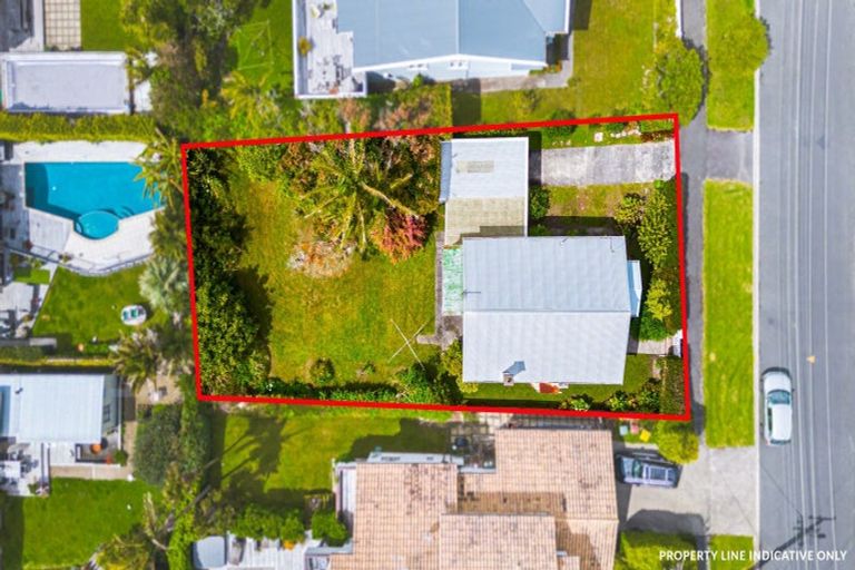 Photo of property in 22 Merani Street, Narrow Neck, Auckland, 0622