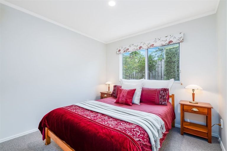 Photo of property in 31 Jubaea Place, Henderson, Auckland, 0610