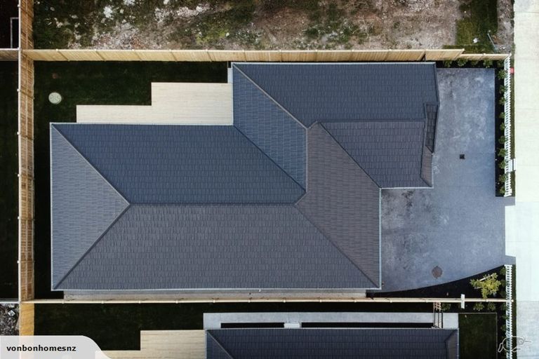 Photo of property in 52 Schoolside Road, Kumeu, 0810