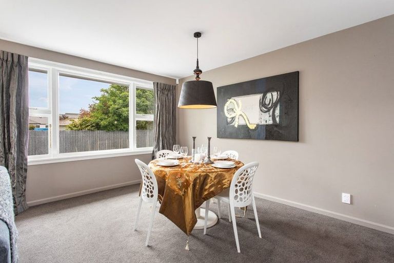 Photo of property in 70 Grahams Road, Burnside, Christchurch, 8041