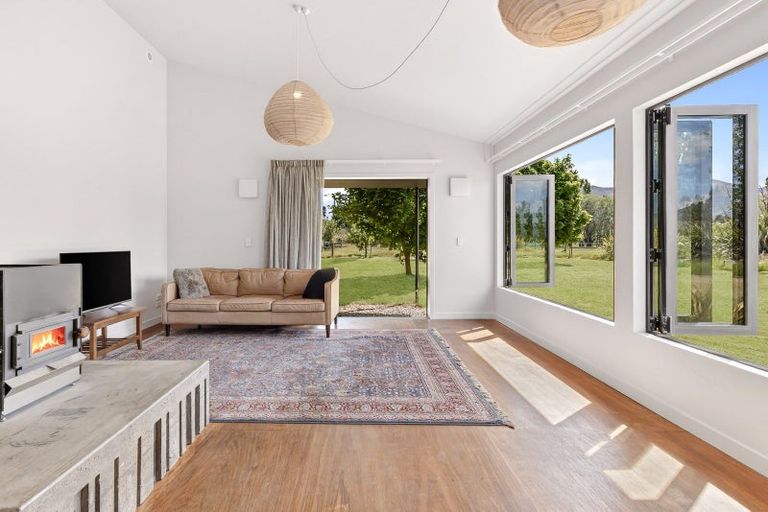 Photo of property in 83d Black Peak Road, Wanaka, 9382