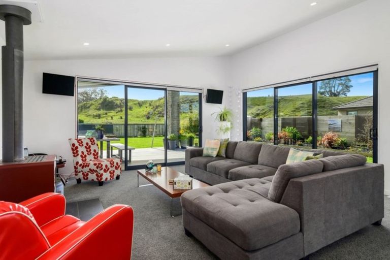 Photo of property in 10 Pioneer Road, Ngongotaha, Rotorua, 3010
