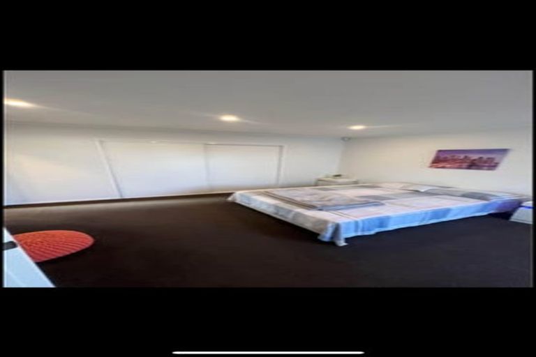 Photo of property in 60 De Quincey Terrace, Highland Park, Auckland, 2010