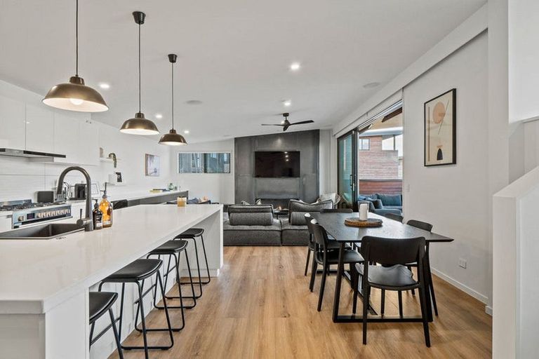 Photo of property in 13 Livingstone Lane, Frankton, Queenstown, 9300