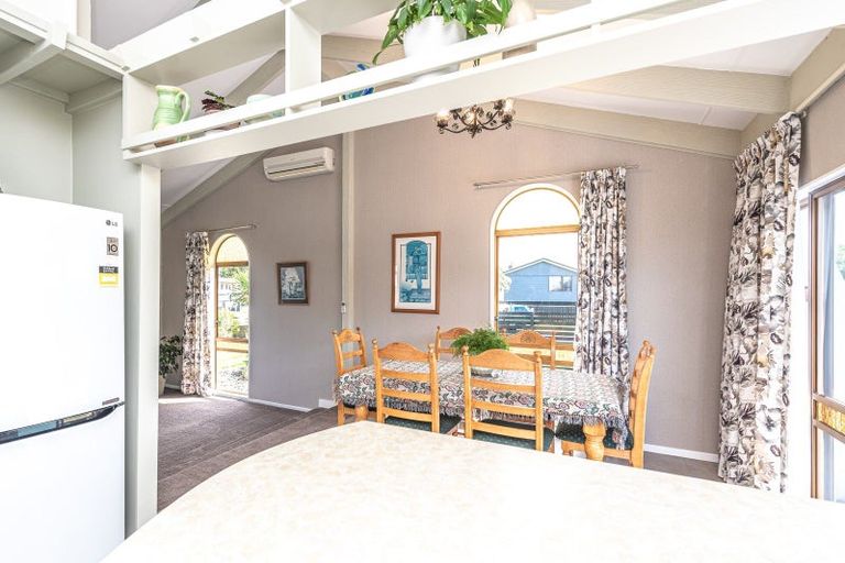 Photo of property in 53 Hinau Street, Castlecliff, Whanganui, 4501