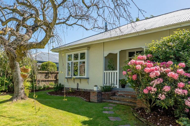 Photo of property in 6 Clinton Street, Darfield, 7510