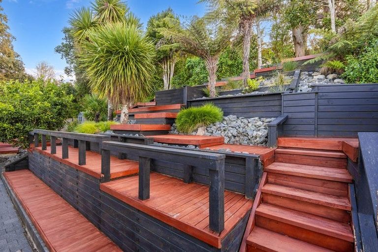 Photo of property in 86 Crestview Place, Browns Bay, Auckland, 0630