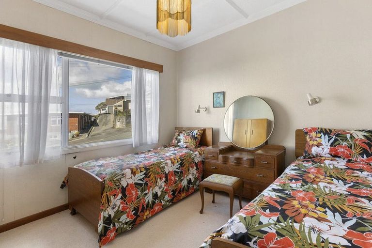 Photo of property in 22 Bayly Road, Moturoa, New Plymouth, 4310