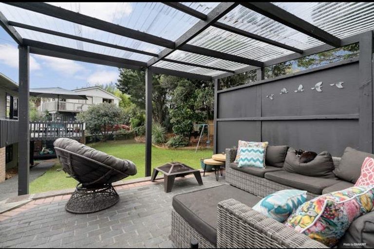 Photo of property in 14 Opal Avenue, Pakuranga, Auckland, 2010