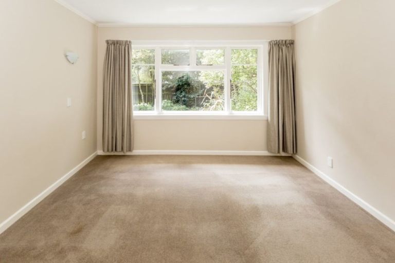 Photo of property in 22 Centaurus Road, Cashmere, Christchurch, 8022