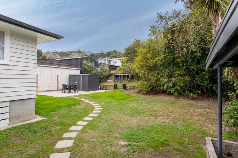 Photo of property in 32 Field Street, Silverstream, Upper Hutt, 5019