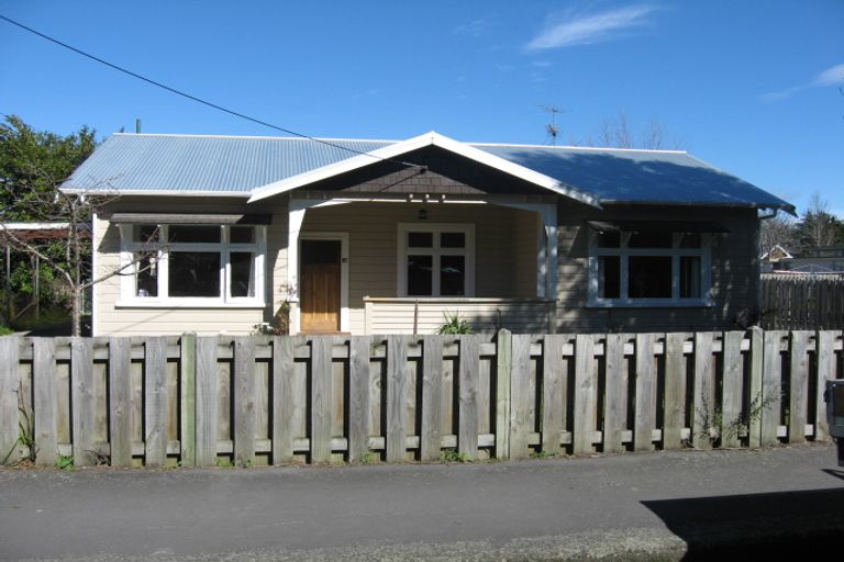 Photo of property in 10 Kuratawhiti Street, Greytown, 5712