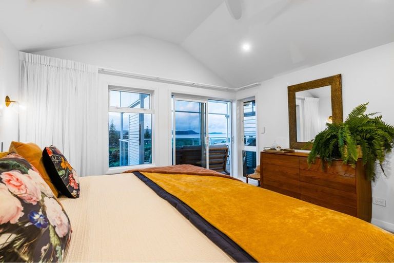 Photo of property in 1/53 Rosario Crescent, Red Beach, 0932