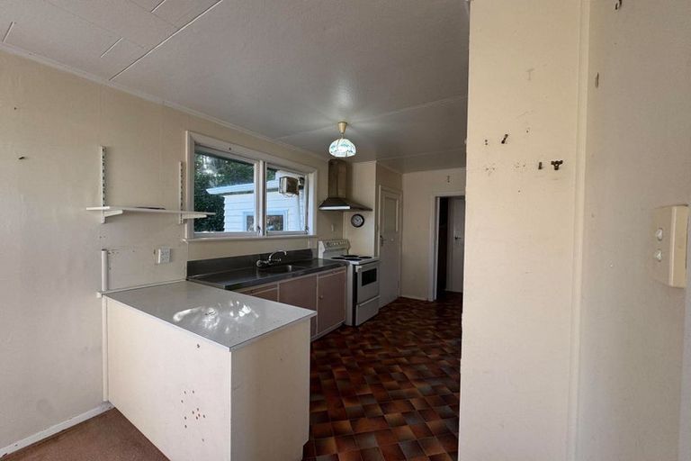 Photo of property in 251 Dowse Drive, Maungaraki, Lower Hutt, 5010