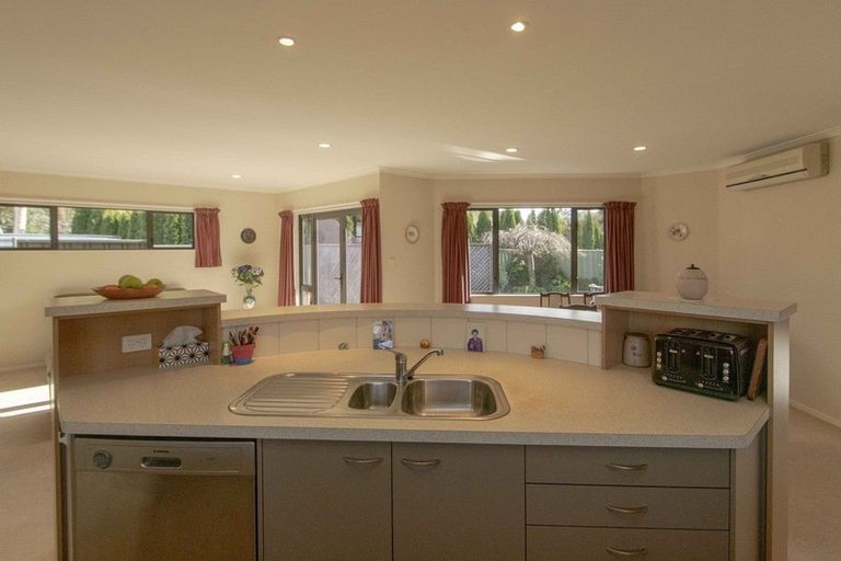 Photo of property in 7 Thode Place, Greenmeadows, Napier, 4112