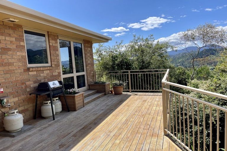 Photo of property in 4 Observatory Terrace, Britannia Heights, Nelson, 7010