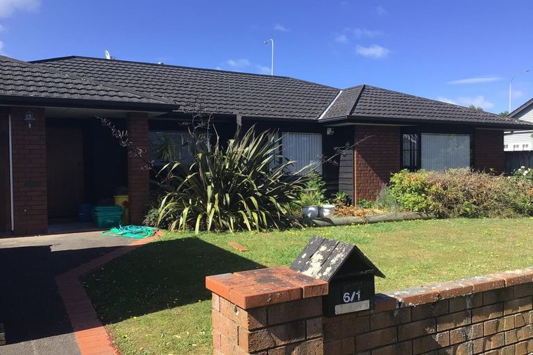 Photo of property in 1-2/6a Pohutukawa Street, Woburn, Lower Hutt, 5010