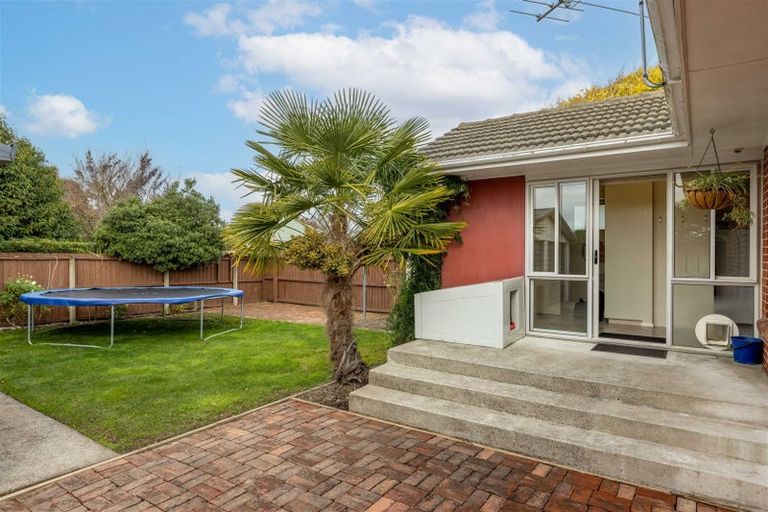 Photo of property in 8 Torquay Place, Bryndwr, Christchurch, 8053