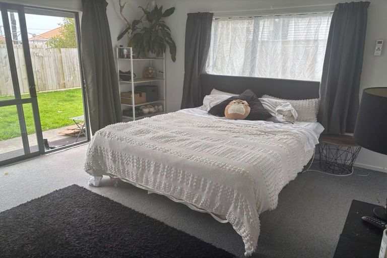 Photo of property in 7 List Street, Welbourn, New Plymouth, 4310