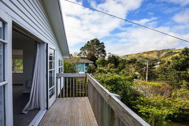 Photo of property in 20 Rawhiti Road, Pukerua Bay, Porirua, 5026