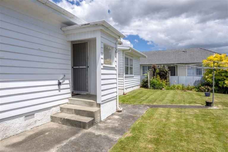 Photo of property in 33 Rugby Street, Levin, 5510