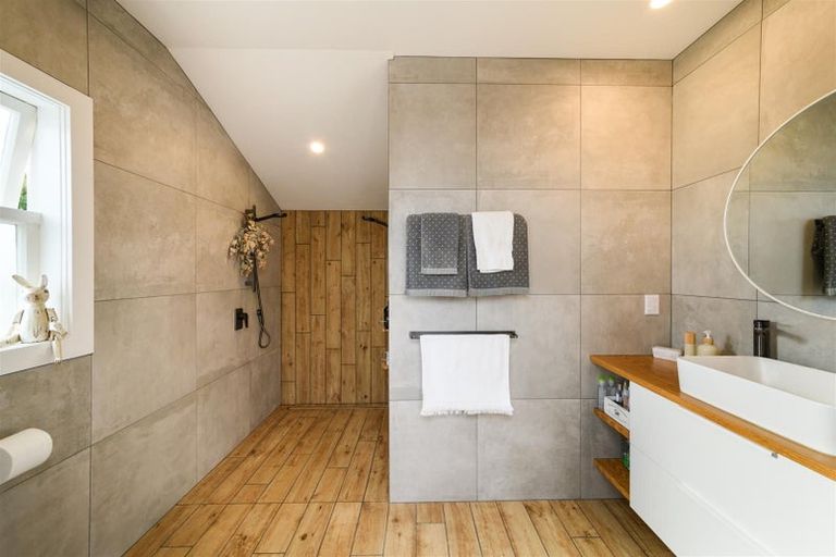 Photo of property in 41 Hammond Street, Bulls, 4818