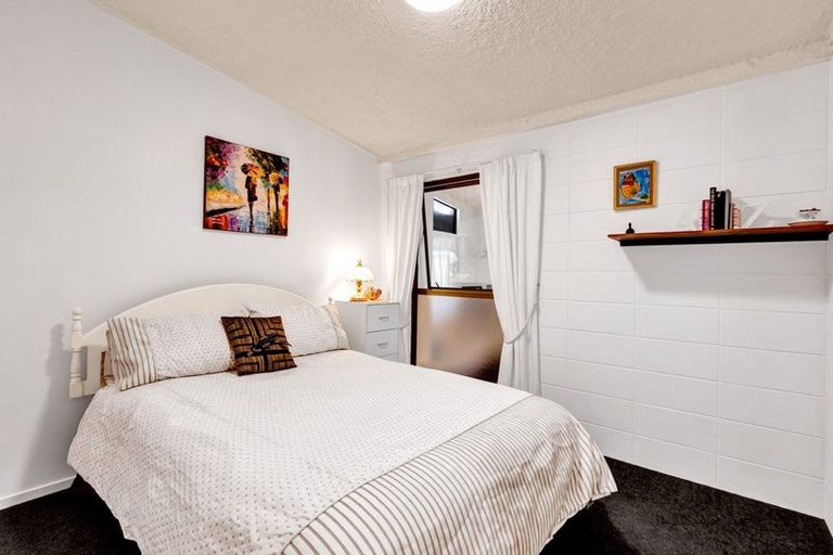 Photo of property in 71 Cumberland Street, Welbourn, New Plymouth, 4312