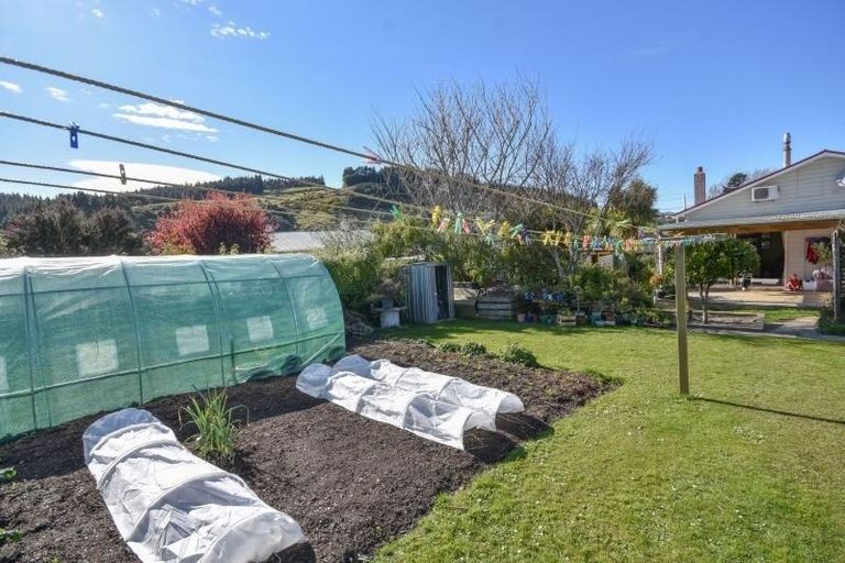 Photo of property in 21 Blackman Avenue, Sawyers Bay, Port Chalmers, 9023