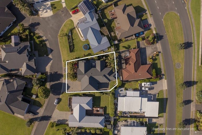 Photo of property in 8 Sara Way, Whitianga, 3510