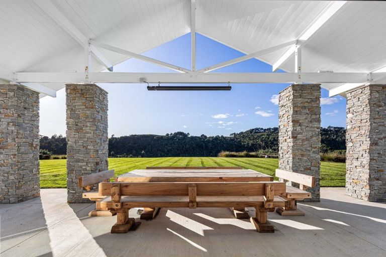 Photo of property in 145a Mokoroa Valley Road, Waitakere, Henderson, 0782