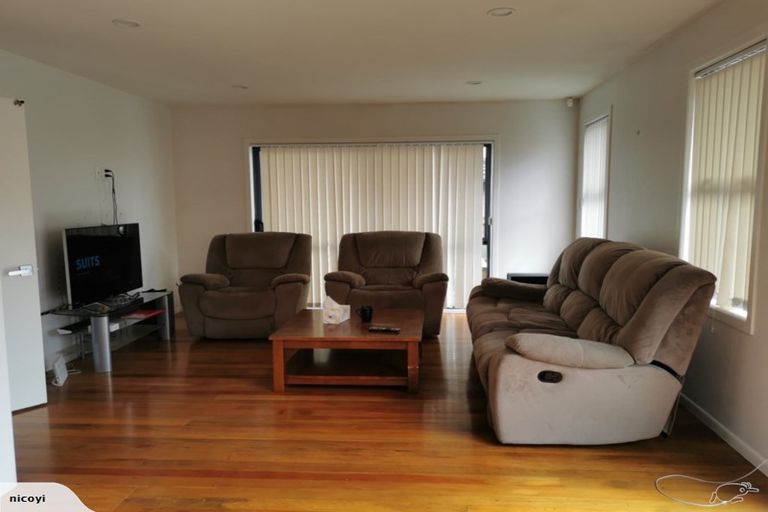 Photo of property in 13a Sunnyside Crescent, Papatoetoe, Auckland, 2025