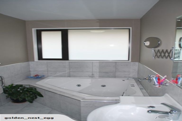 Photo of property in 19 O'halloran Drive, Halswell, Christchurch, 8025