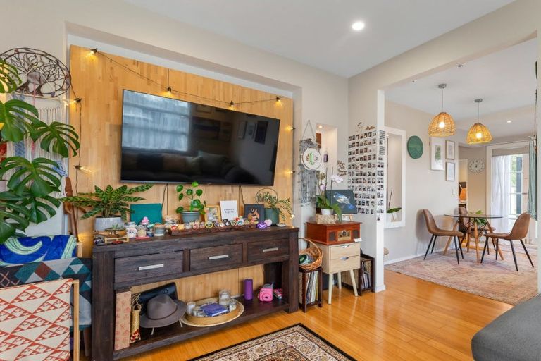 Photo of property in 6 Vance Street, Shannon, 4821