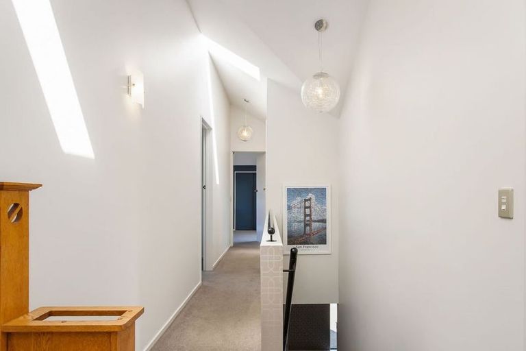 Photo of property in 89a Hawthorne Street, Strowan, Christchurch, 8052