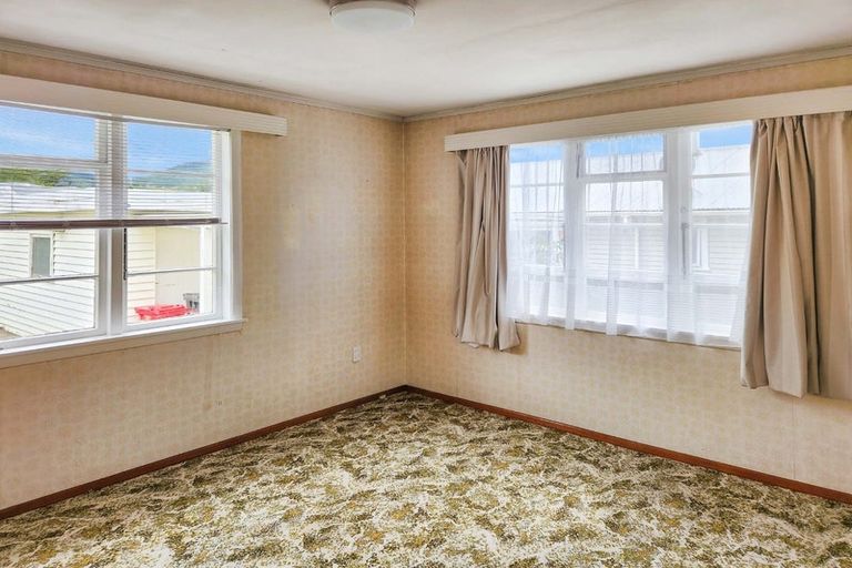 Photo of property in 63 Golders Road, Elderslea, Upper Hutt, 5018