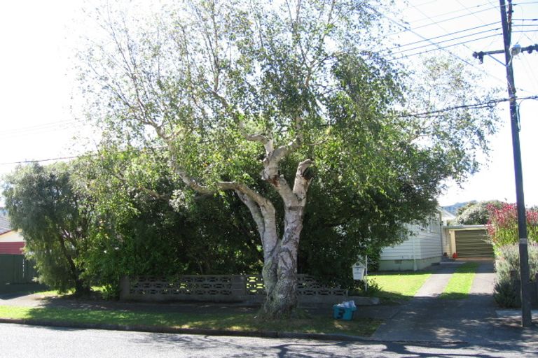 Photo of property in 3 Thackeray Street, Trentham, Upper Hutt, 5018