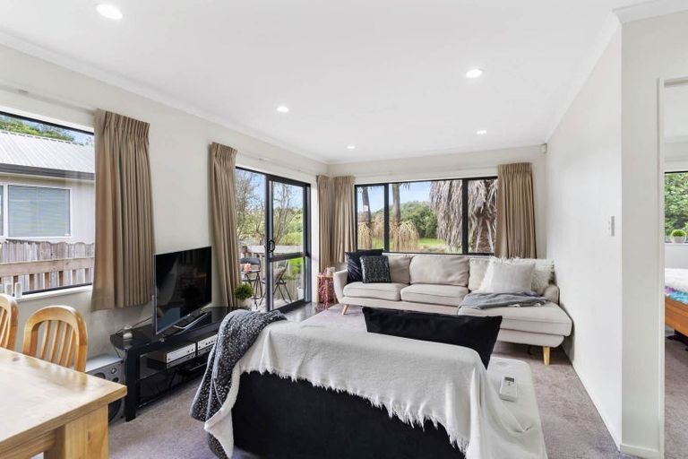 Photo of property in 12a Midvale Place, Burswood, Auckland, 2013