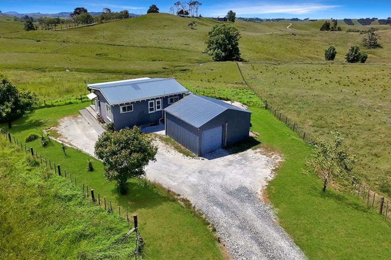 Photo of property in 29 Farmers Lime Road, Wellsford, 0974